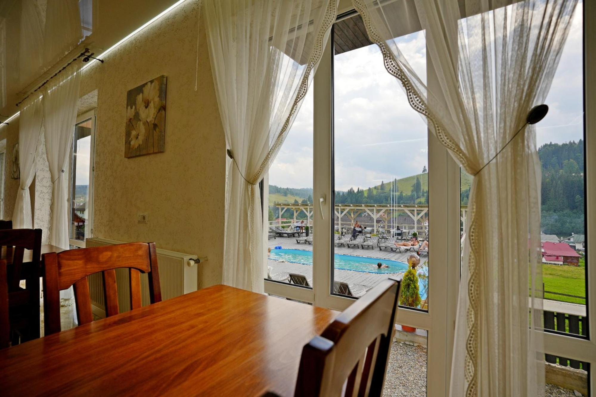 Villa Loiza Bukovel Exterior foto